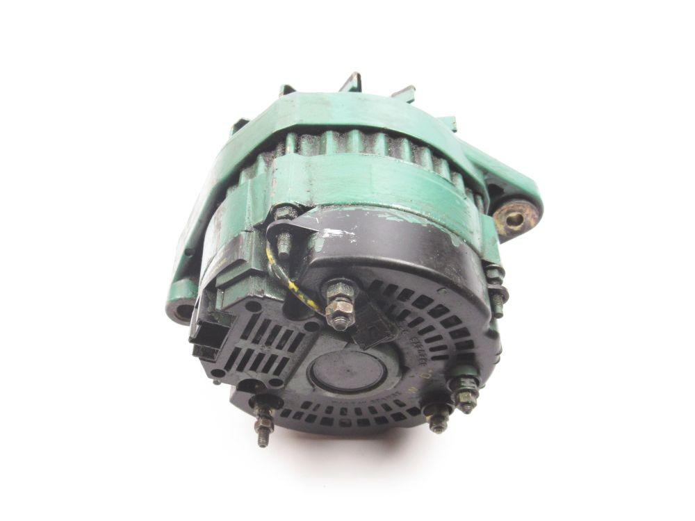 Alternateur 12V / 45A pour Volvo Penta KA(M)D / MD et BUKH DV